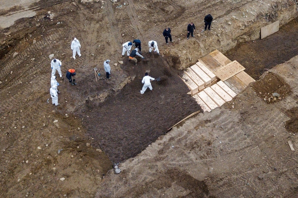 New York (Mỹ) chôn tập thể người chết vì Covid-19 trên đảo Hart?