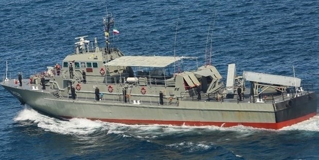 Tên lửa Iran bắn nhầm tàu chiến, 19 thủy thủ thiệt mạng
