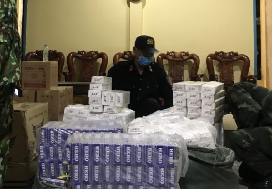 Bắt nhiều vụ buôn lậu thuốc lá qua biên giới tại Kiên Giang