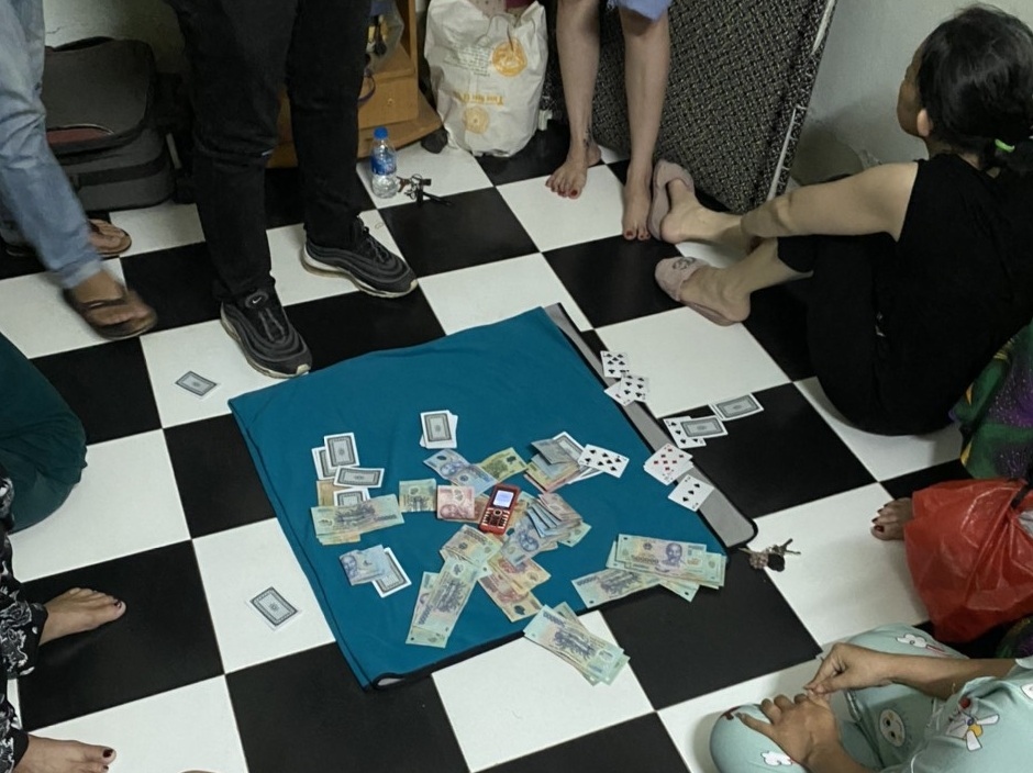 Lại phát hiện nhóm người tụ tập đánh bạc ở Đồng Nai