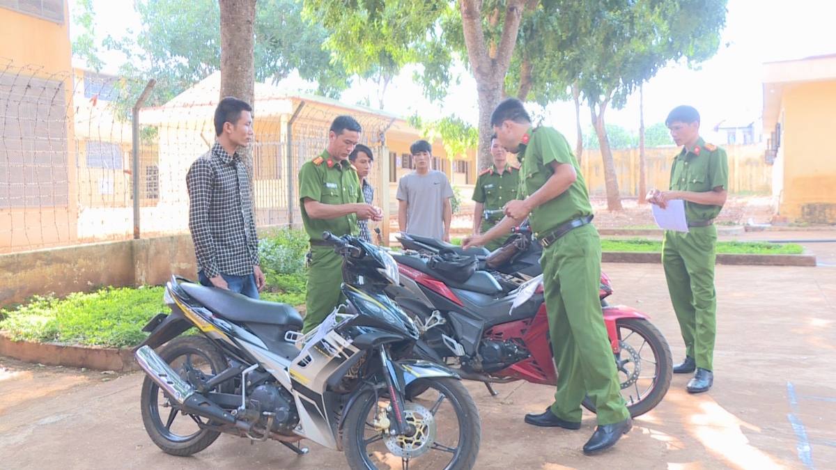 Bắt nhóm đối tượng chuyên trộm cắp xe máy trên địa bàn Tây Nguyên