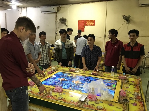Triệt phá tụ điểm đánh bạc "núp bóng" game bắn cá tại Đồng Nai