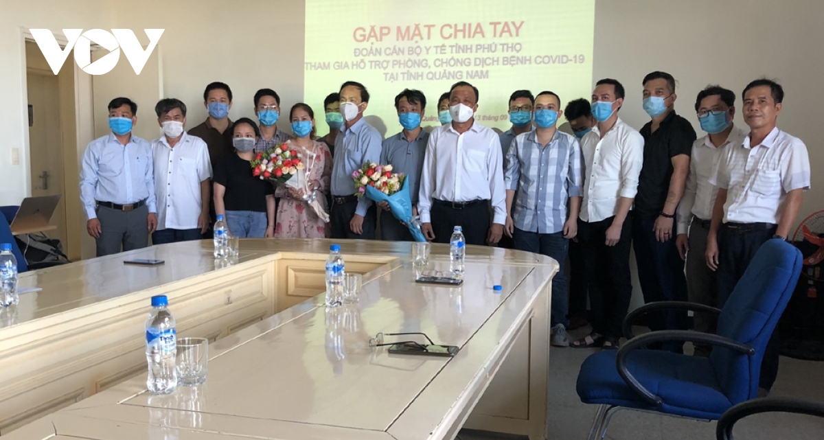 Đoàn y, bác sĩ Phú Thọ rời Quảng Nam sau hơn một tháng hỗ trợ chống Covid-19