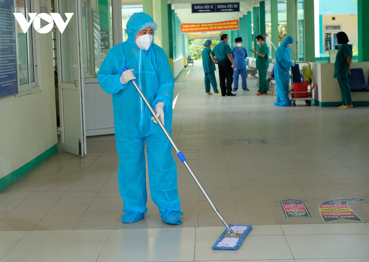 Các bệnh viện ở Đà Nẵng làm sạch, chuẩn bị đón bệnh nhân trở lại bình thường
