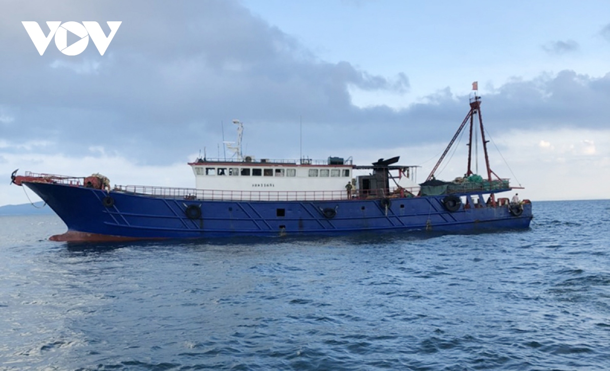  Phát hiện tàu cá Trung Quốc đánh bắt trái phép trên vùng biển Việt Nam