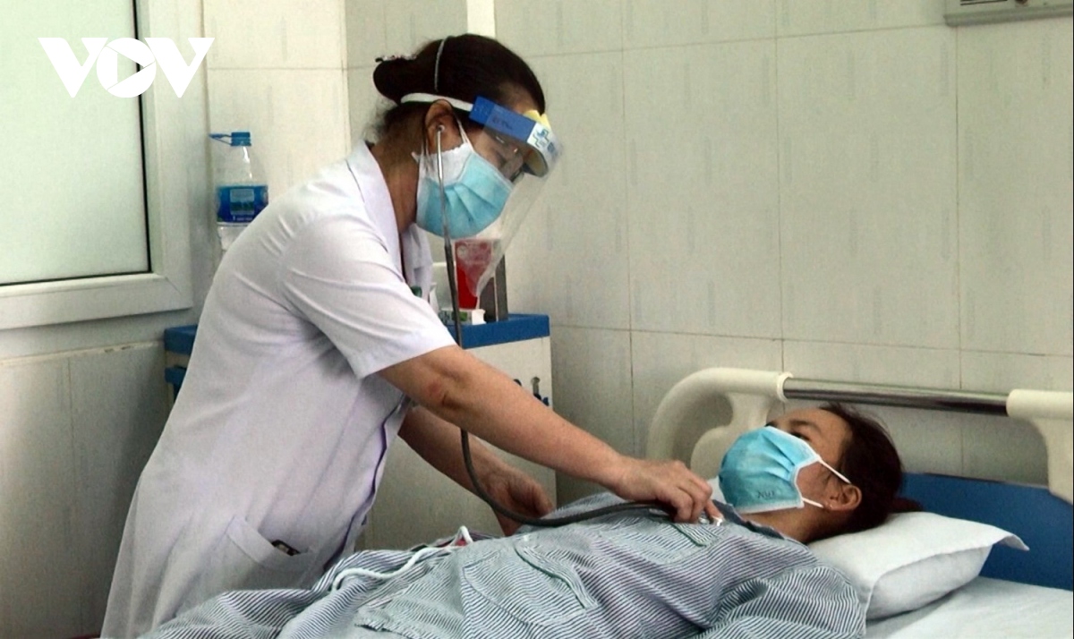 Diễn biến mới về sức khỏe 4 bệnh nhân ngộ độc pate Minh Chay tại Quảng Nam