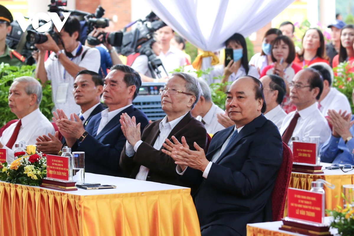 Thủ tướng dự khánh thành, khởi công các công trình chào mừng Đại hội Đảng bộ TP Hải Phòng