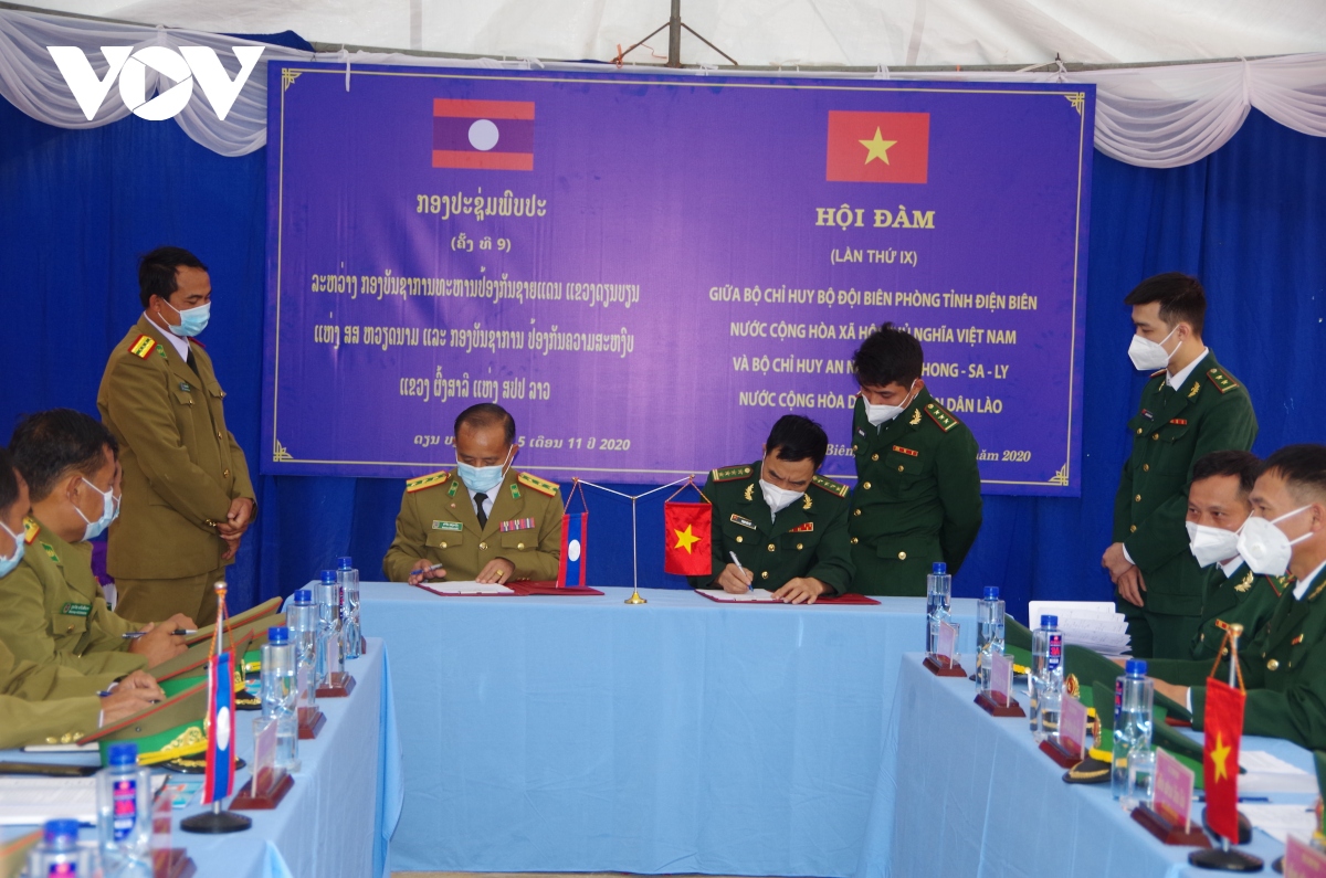 Bộ đội Biên phòng Điện Biên hội đàm với Bộ Chỉ huy An ninh tỉnh Phong Sa Ly của Lào
