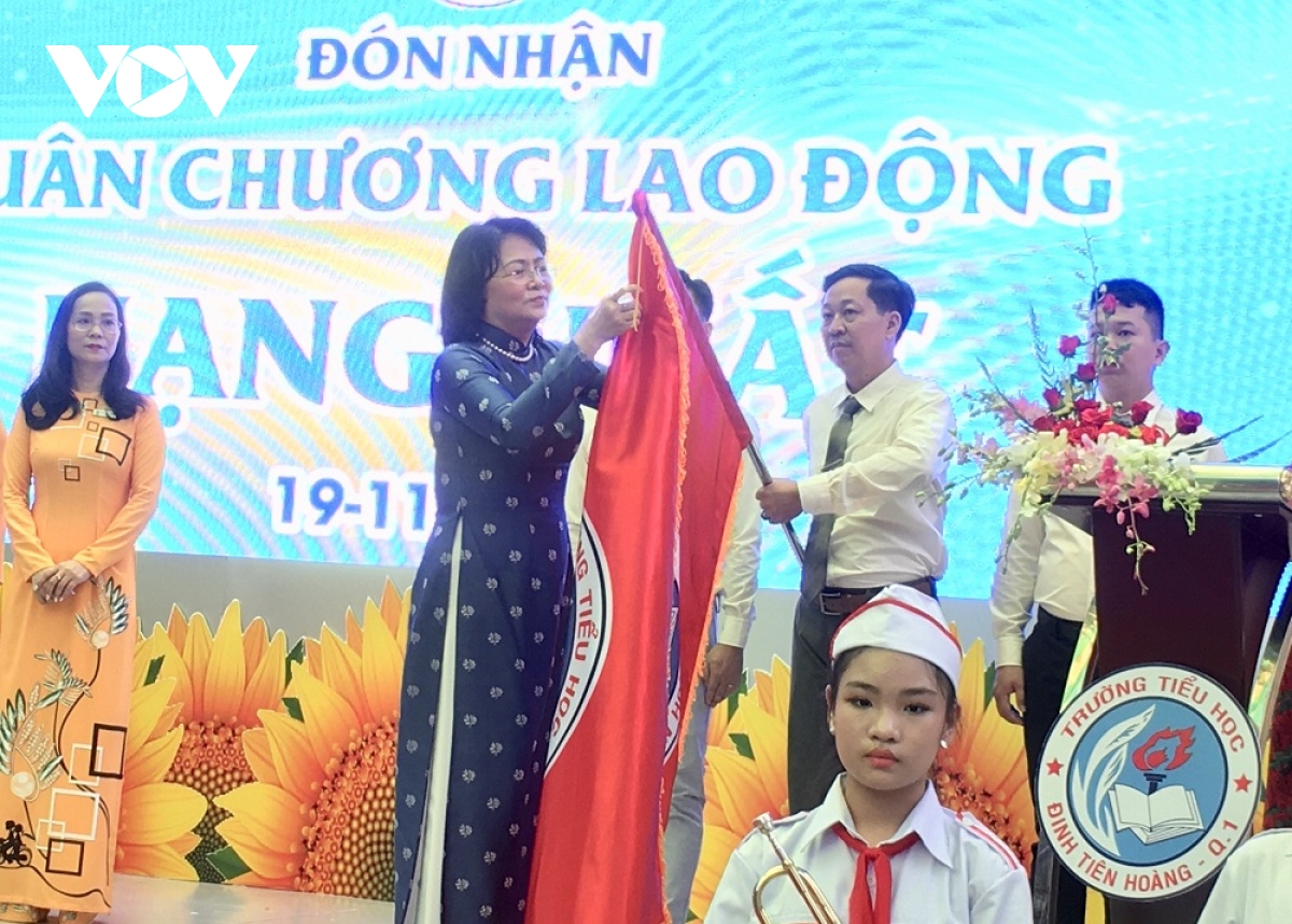 Phó Chủ tịch nước Đặng Thị Ngọc Thịnh dự lễ kỷ niệm Ngày Nhà giáo Việt Nam tại TP.HCM