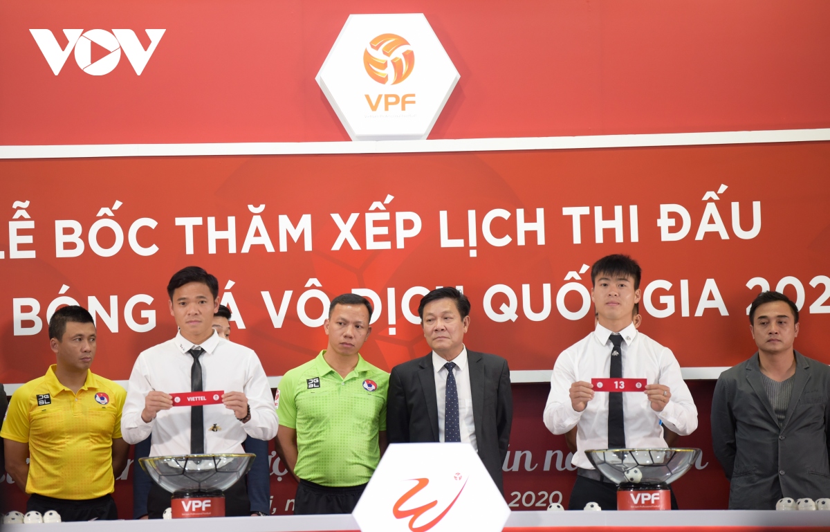 Hà Nội FC và HAGL gặp khó ngay ở trận ra quân V-League 2021