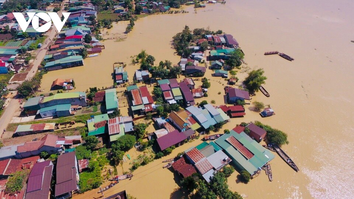 Nhiều nơi ở Đắk Lắk và Đăk Nông ngập lụt nghiêm trọng dù đã dứt mưa