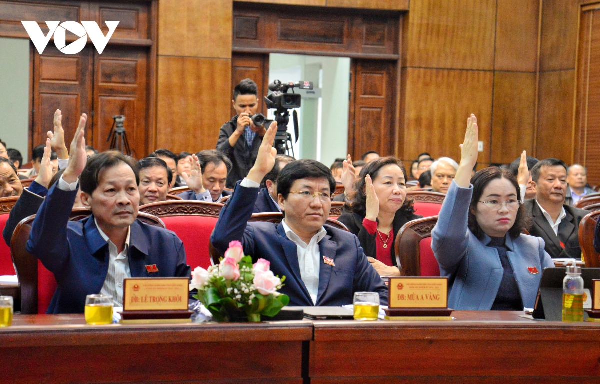 Điện Biên bầu 2 Phó Chủ tịch UBND và Phó Chủ tịch HĐND