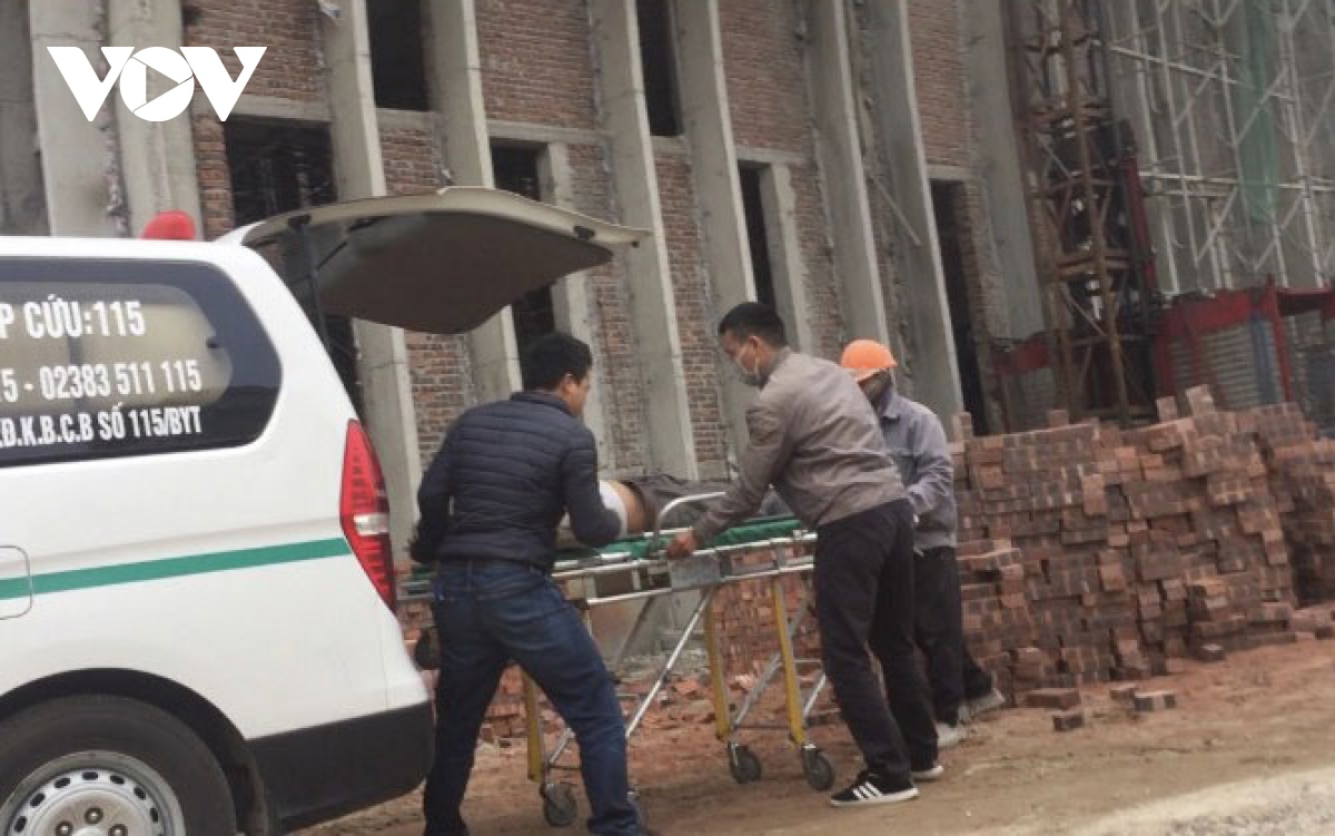 Sở Tài chính Nghệ An thông tin vụ rơi vận thăng khiến 11 công nhân thương vong