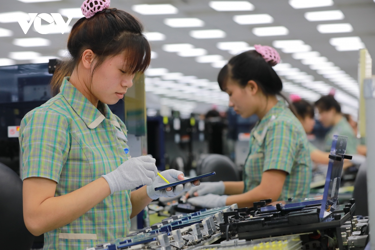 Việt Nam sẽ tiếp tục là điểm sáng tăng trưởng trong năm 2021