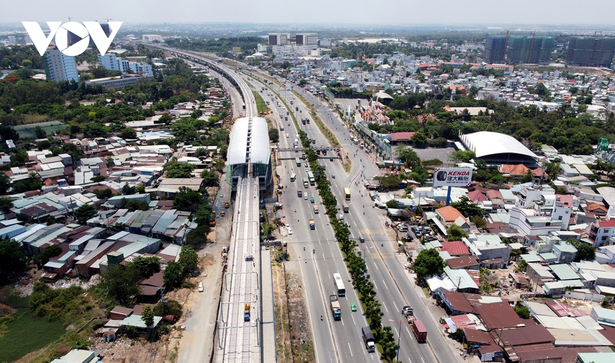 Tuyến Metro số 1 TP HCM lùi mốc vận hành thương mại sang 2022