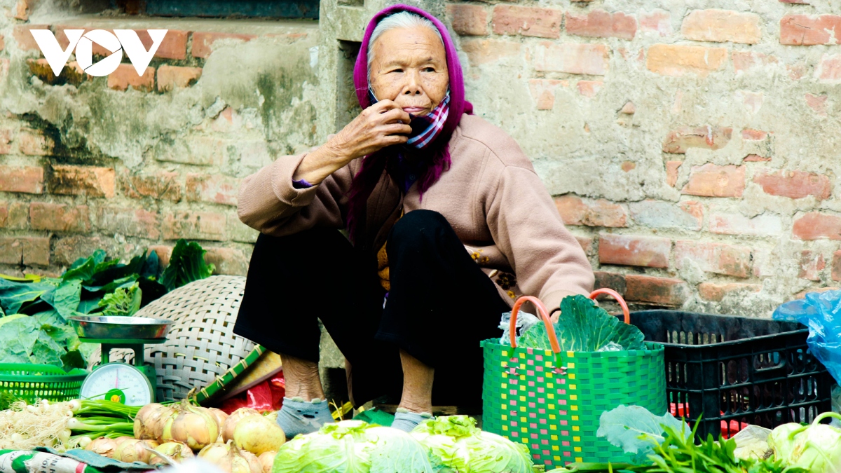 Chợ quê ngày Tết - cả bầu trời kỷ niệm tuổi thơ ùa về