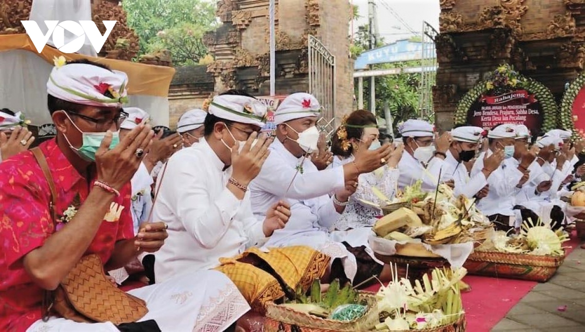 Bali (Indonesia) tạm dừng hoạt động sân bay để đón năm mới của người Hindu