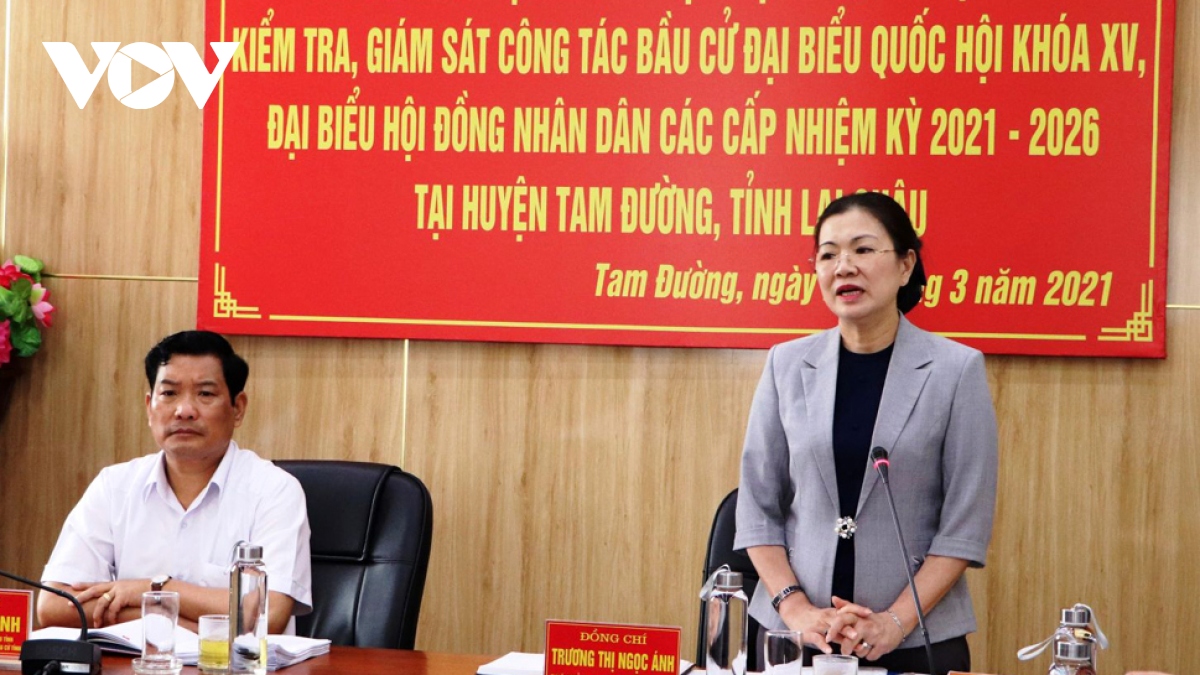 Phó Chủ tịch Ủy ban T.Ư MTTQ Việt Nam kiểm tra công tác bầu cử tại Lai Châu