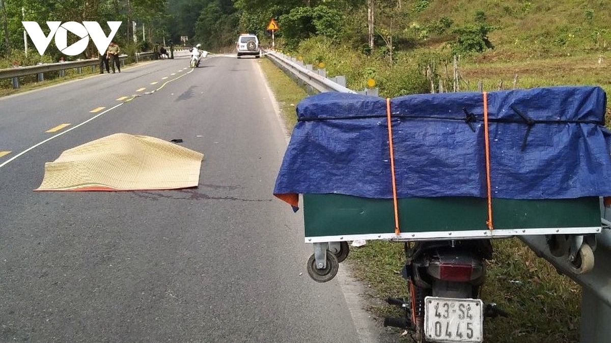 Truy tìm phương tiện gây tai nạn trên đường Hồ Chí Minh