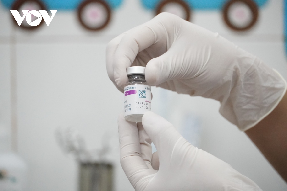 Bộ Y tế cảnh báo doanh nghiệp cẩn trọng khi nhập khẩu vaccine ngừa COVID-19