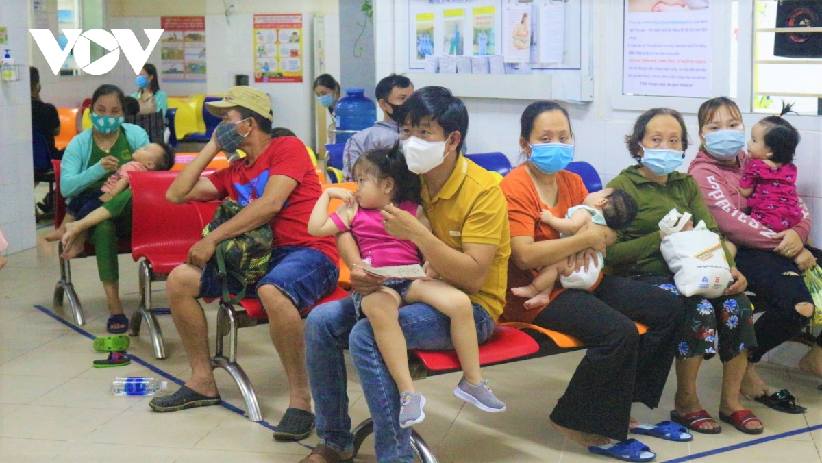 Trẻ mắc bệnh về tiêu hoá nhập viện tăng ở Đà Nẵng
