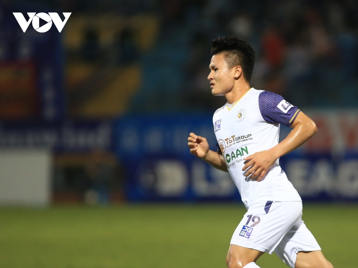 Hà Nội FC 4-0 Quảng Ninh: Quang Hải gửi chiến thư tới Văn Toàn, Công Phượng