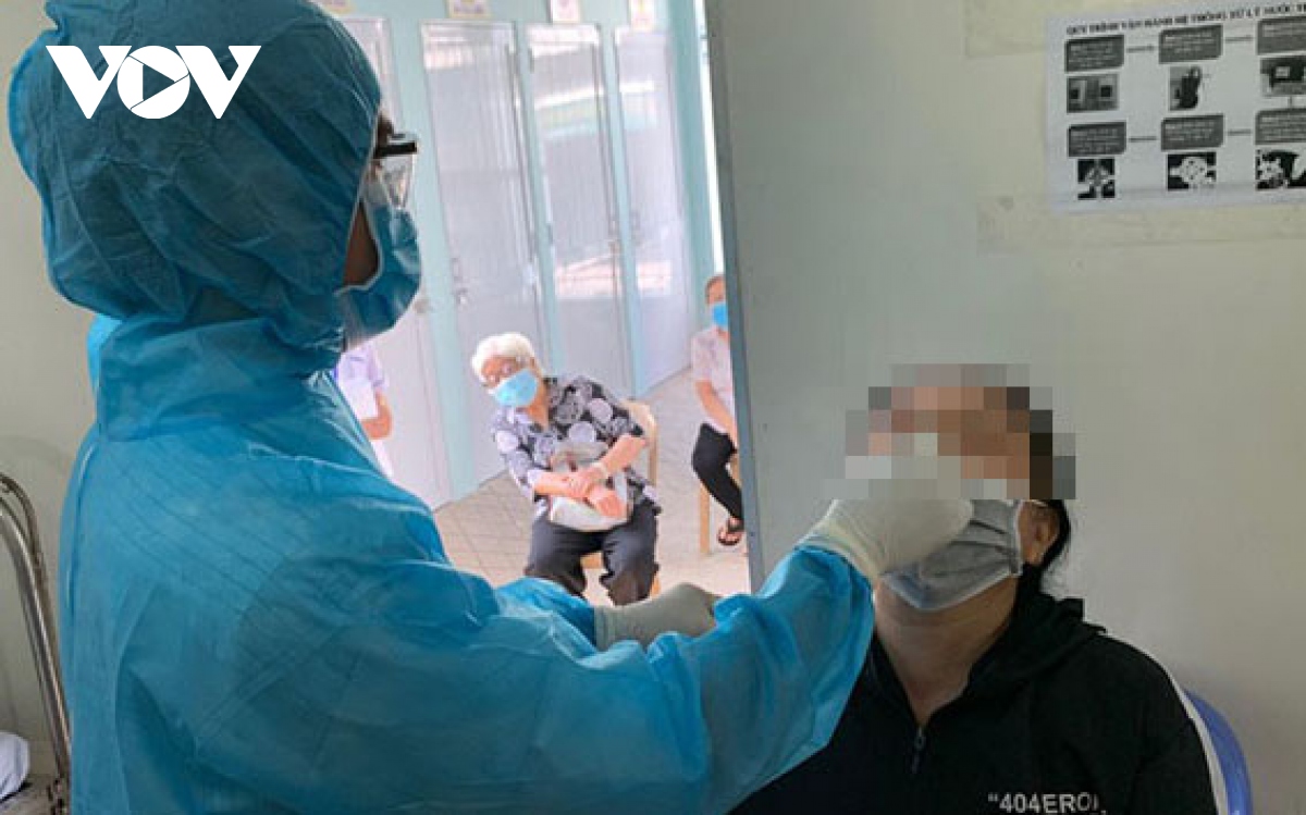 Đà Nẵng: 19 người tiếp xúc gần với bệnh nhân Covid-19 người Trung Quốc âm tính lần 1