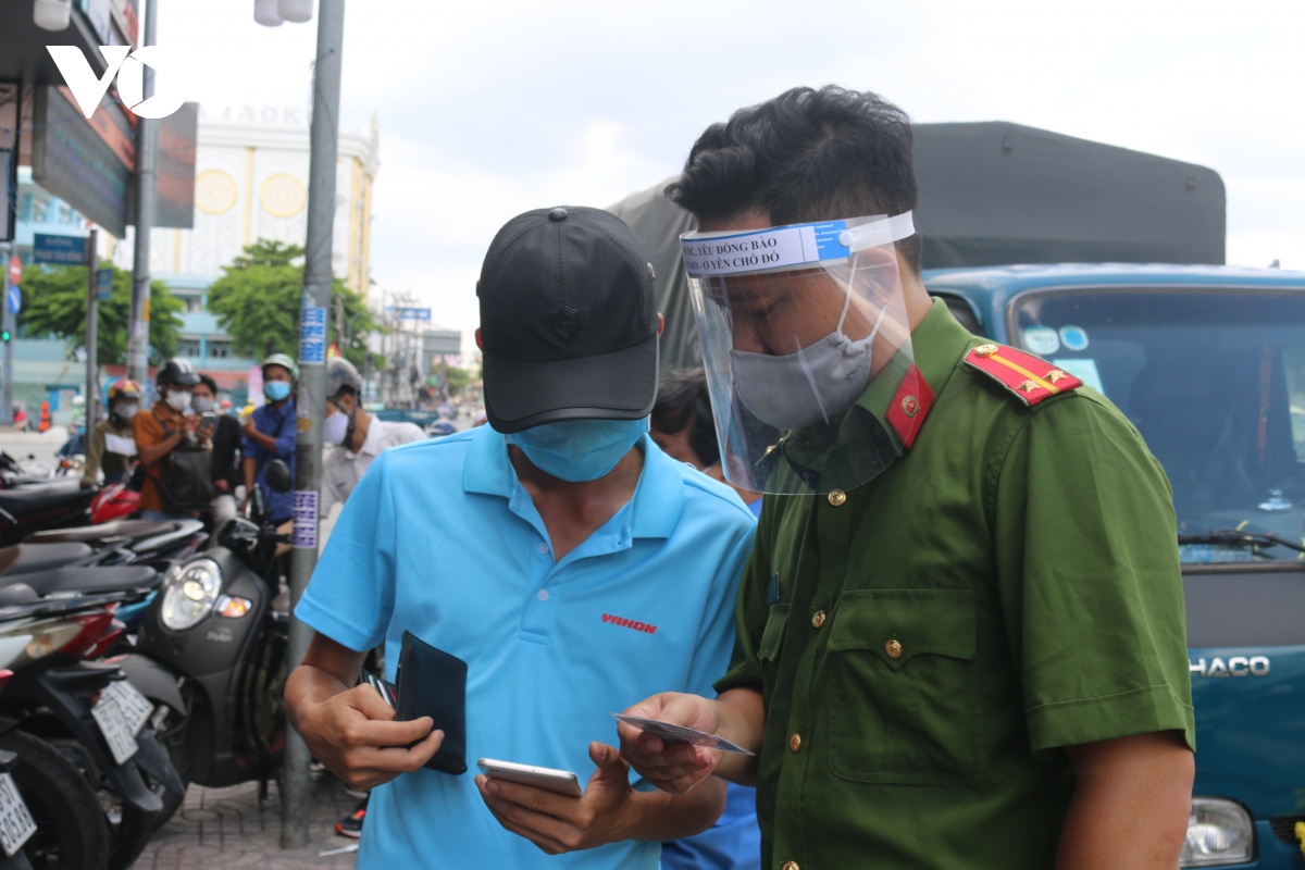 Phát hiện 3.500 người ra vào quận Gò Vấp có nguy cơ lây nhiễm cao qua khai báo y tế