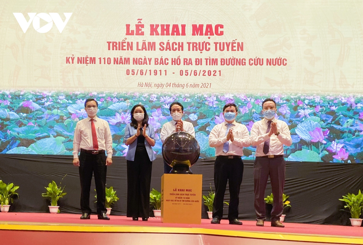 Khai mạc triển lãm trực tuyến kỷ niệm 110 năm ngày Bác Hồ ra đi tìm đường cứu nước