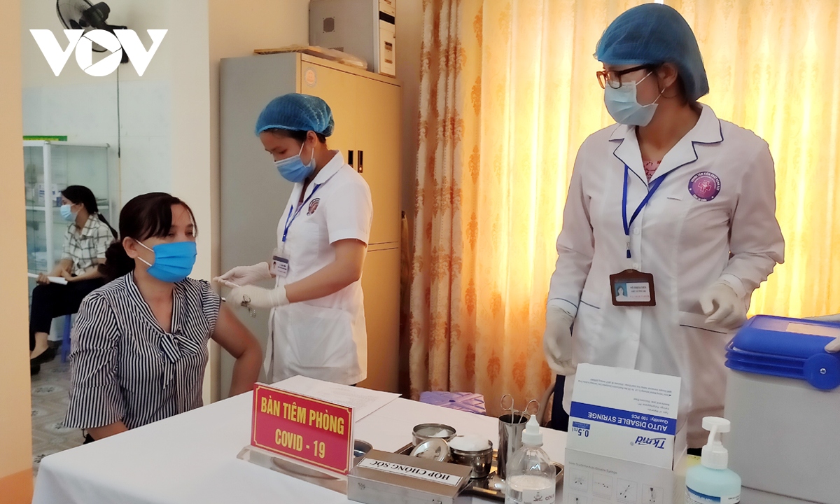 Lai Châu triển khai kế hoạch tiêm vaccine phòng Covid-19 cho người dân biên giới