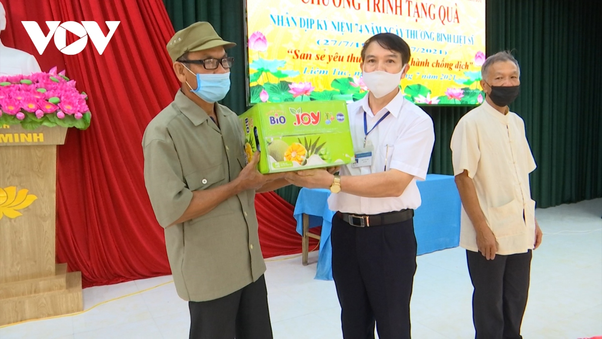 VOV tổ chức chương trình “San sẻ yêu thương - Đồng hành chống dịch” tại Hà Nam