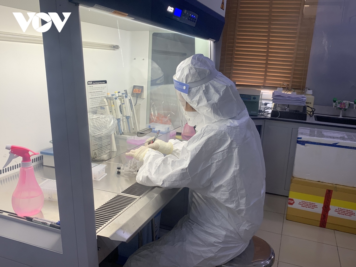 TP.HCM đặt hàng các cơ sở y tế đủ năng lực tham gia xét nghiệm virus SARS-CoV-2