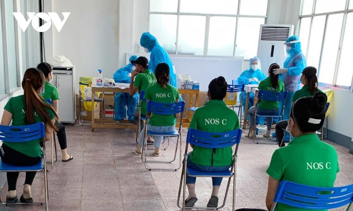 Đồng Nai có 13 nhân viên y tế dương tính với virus SARS-CoV-2