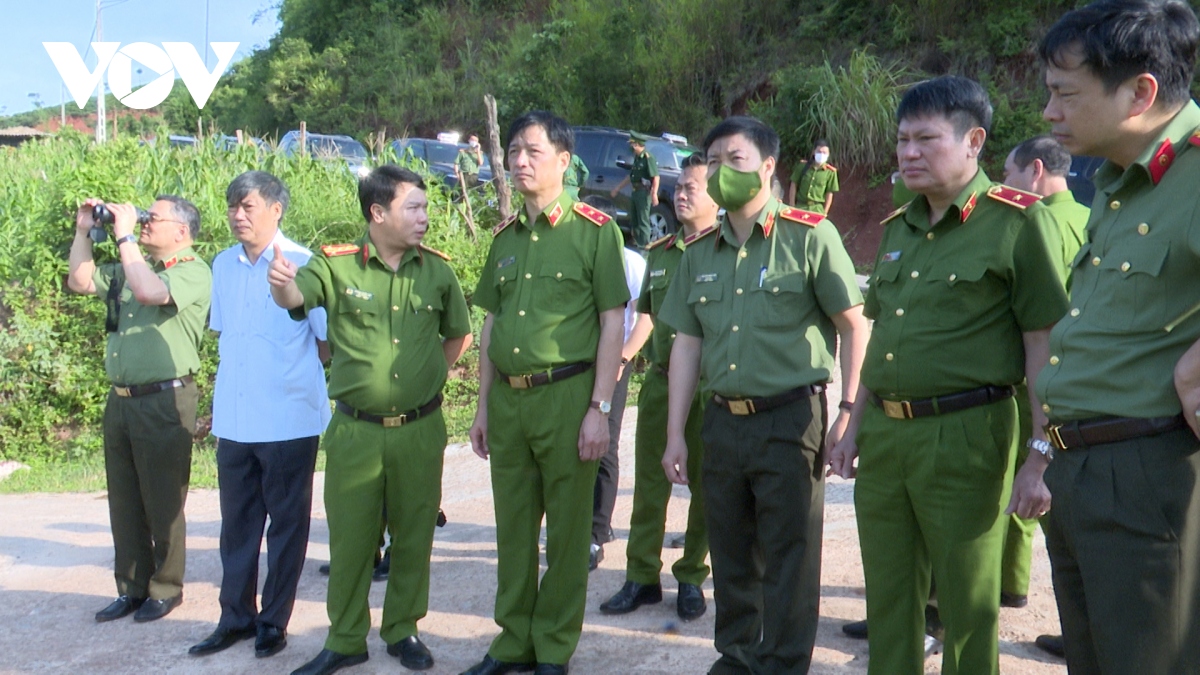 Đẩy mạnh hợp tác giữa công an các tỉnh biên giới Tây Bắc với công an nước bạn Lào