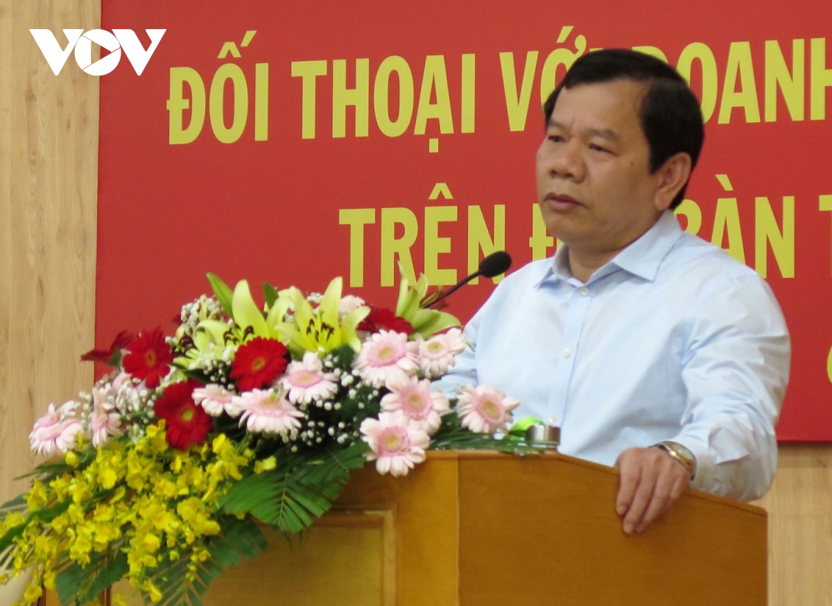 Chủ tịch tỉnh Quảng Ngãi phê bình hàng loạt lãnh đạo liên quan đến quản lý đất đai