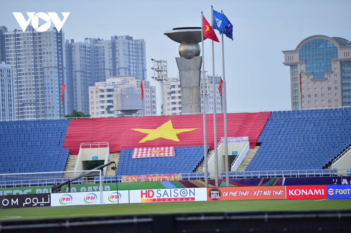 Sân Mỹ Đình trống vắng, CĐV vẫn có cách "tiếp lửa" đặc biệt cho ĐT Việt Nam đấu Australia