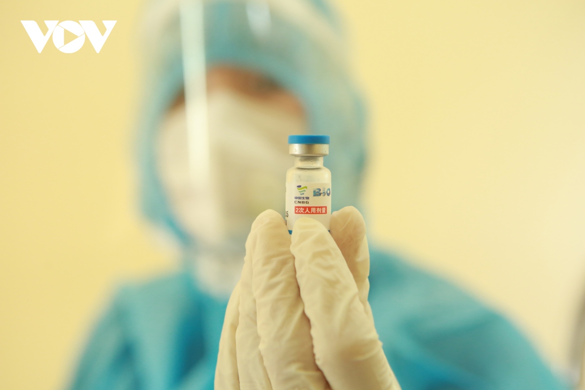 Hà Nội bắt đầu tiêm những liều vaccine Vero Cell đầu tiên cho người dân