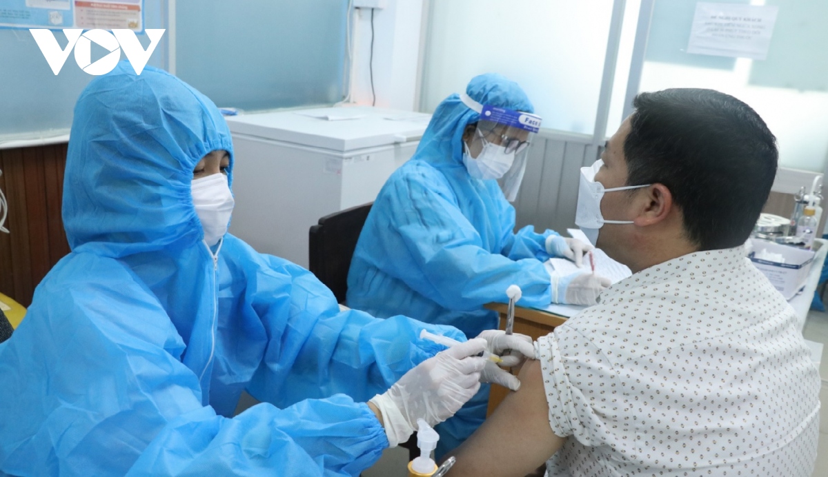 Long An được cấp thêm hơn 84.000 liều vaccine để tiêm mũi 2 cho công nhân