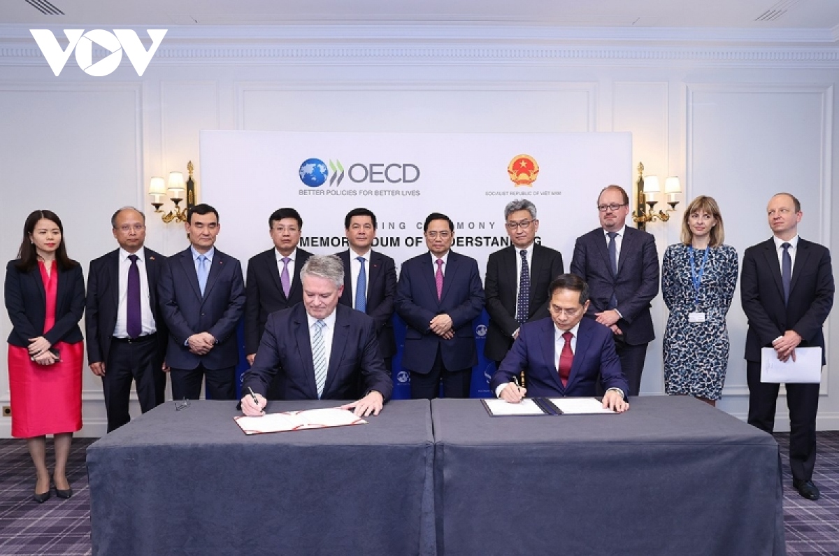 Thủ tướng đề nghị OECD tiếp tục hỗ trợ Việt Nam phục hồi, phát triển KT-XH sau COVID-19