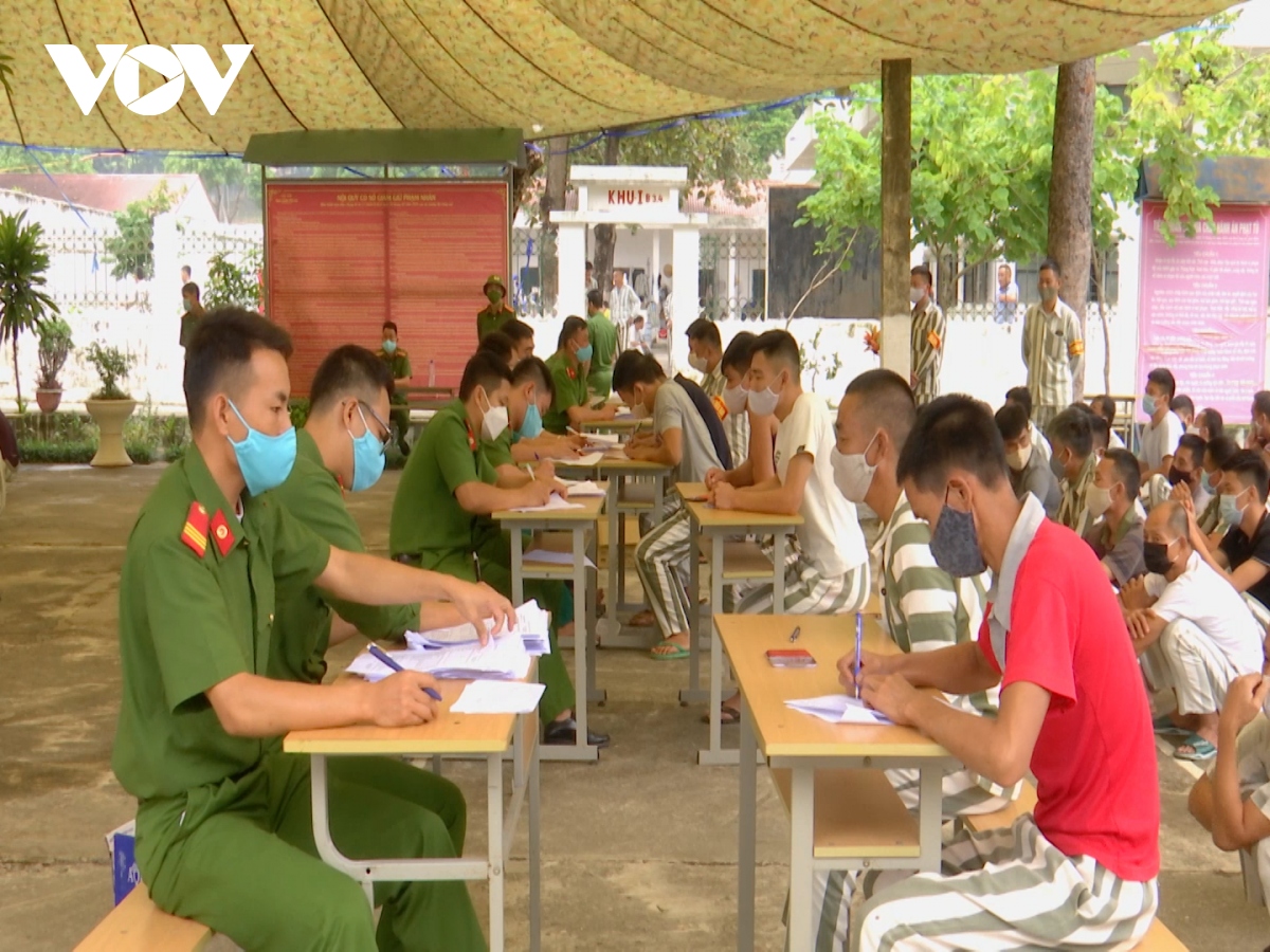 Lai Châu, Sơn La tiêm vaccine phòng Covid-19 cho can phạm và phạm nhân