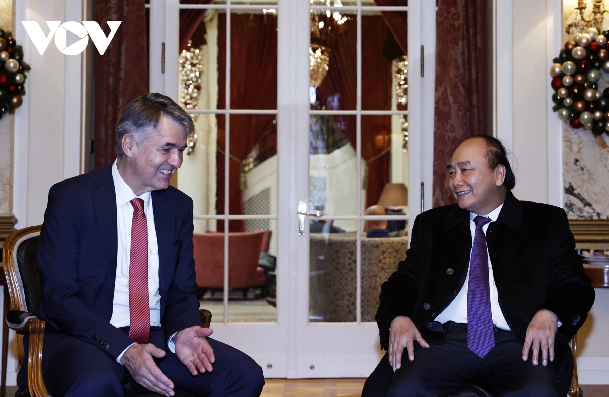 Chủ tịch nước đề nghị thúc đẩy hợp tác giữa các địa phương của Việt Nam và Thụy Sỹ