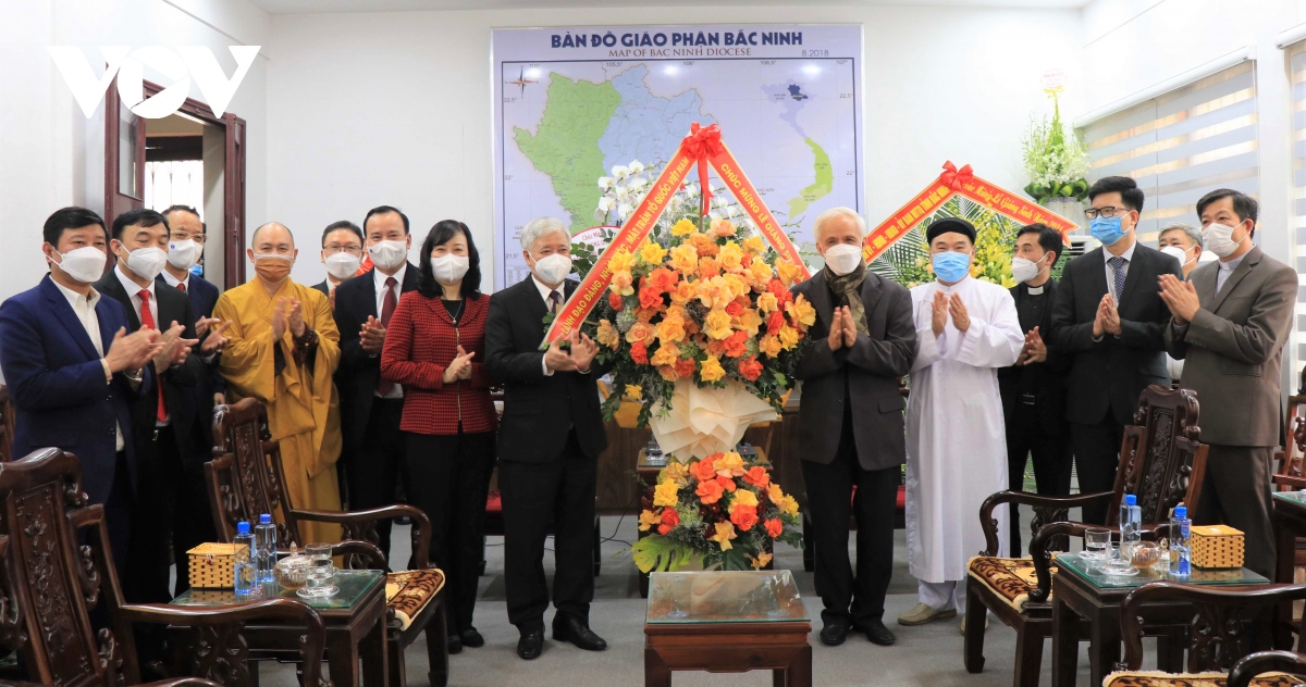 Chủ tịch UB TƯ MTTQ Việt Nam thăm, chúc mừng Giáng sinh Tòa Giám mục Giáo phận Bắc Ninh