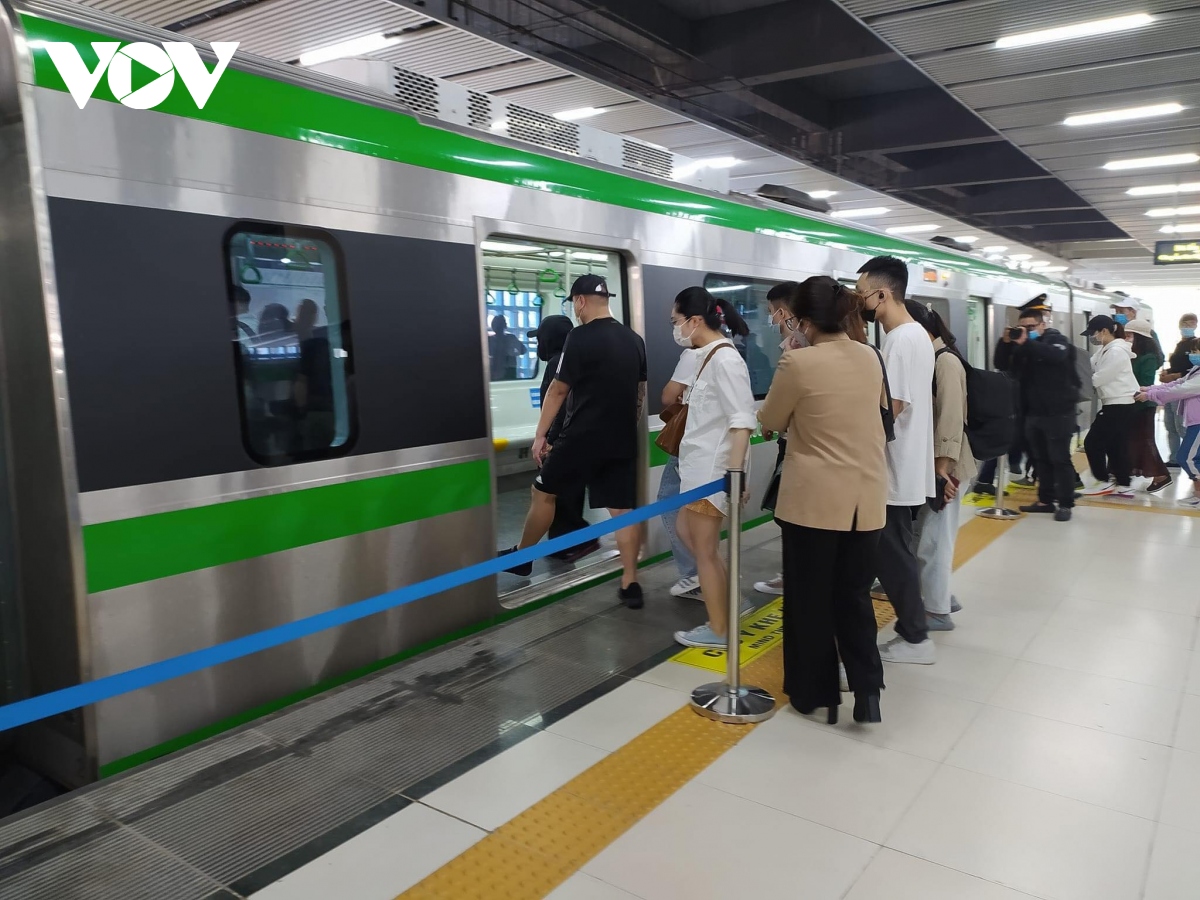 Hà Nội Metro kiến nghị đầu tư 8,2 tỷ lắp thêm tường chắn ke ga tàu Cát Linh - Hà Đông