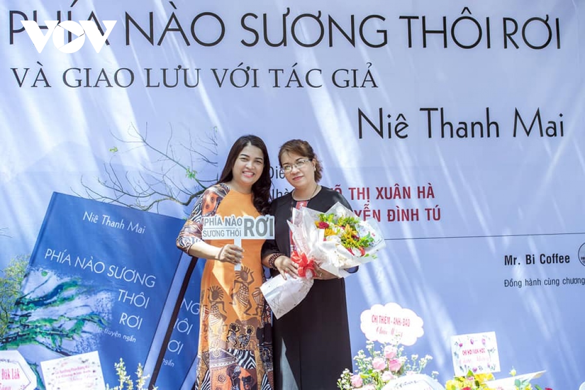 Phụ nữ buôn làng "vượt sóng, ra khơi"