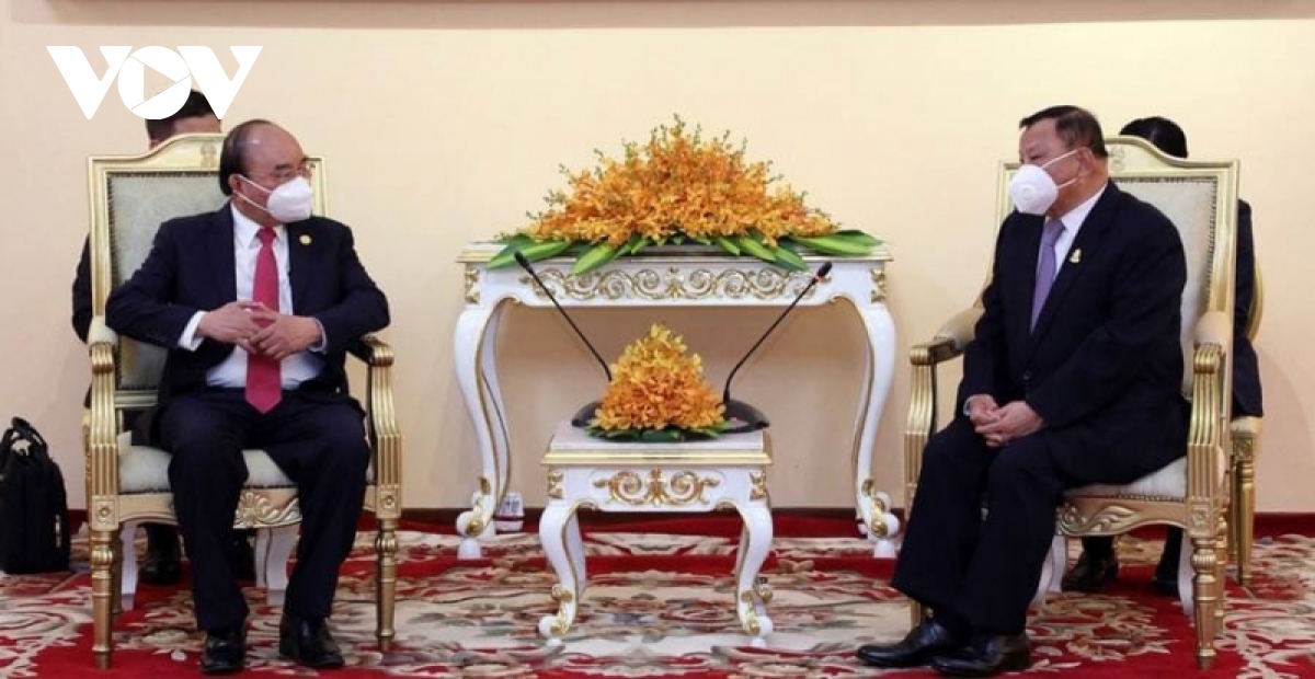 Chủ tịch nước Nguyễn Xuân Phúc hội kiến Chủ tịch Thượng viện Campuchia