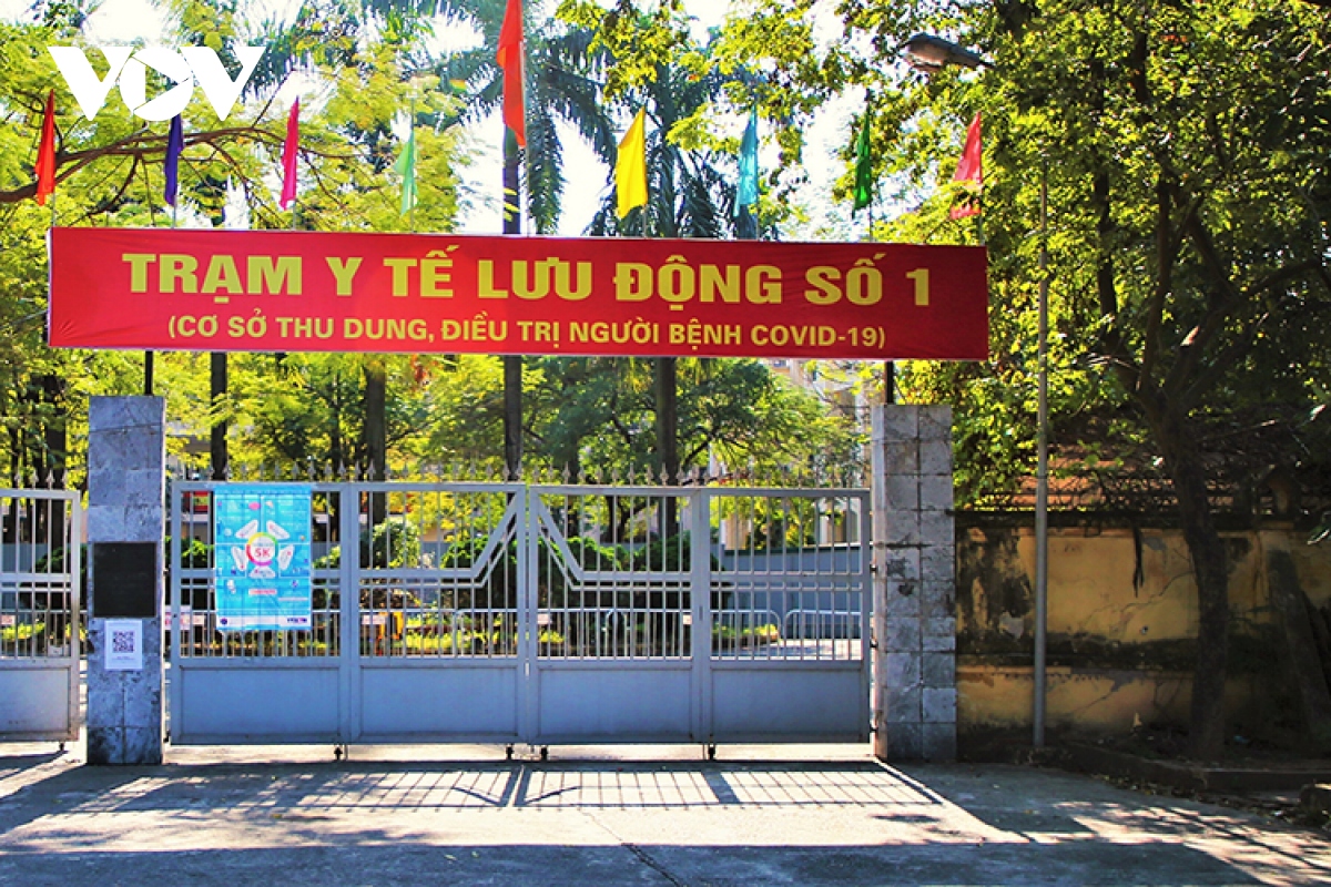 Trạm y tế lưu động ở Hà Nội làm thế nào để điều trị F0 thể nhẹ hiệu quả?