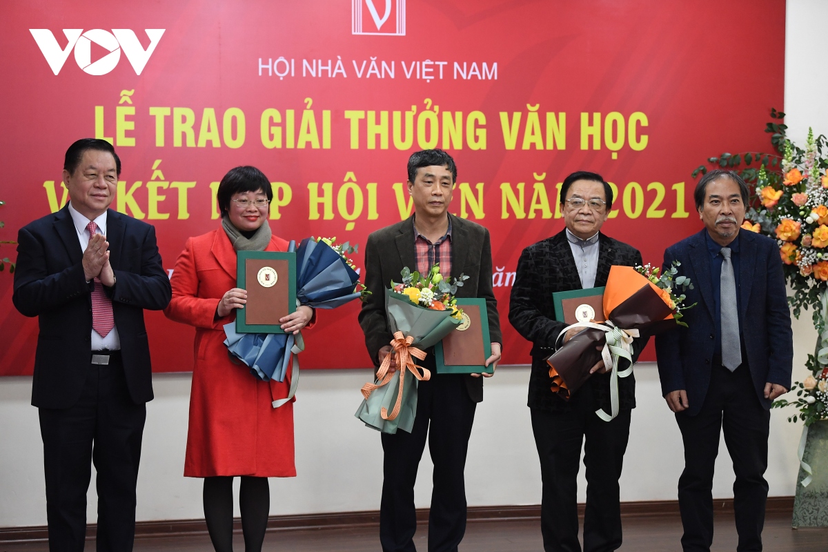 Trao giải thưởng Hội nhà văn Việt Nam năm 2021