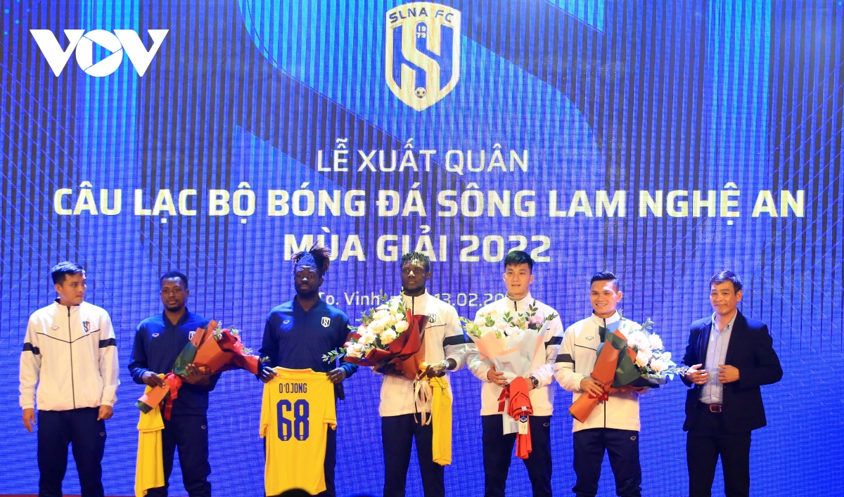 SLNA đặt mục tiêu vào top 3 V-League 2022