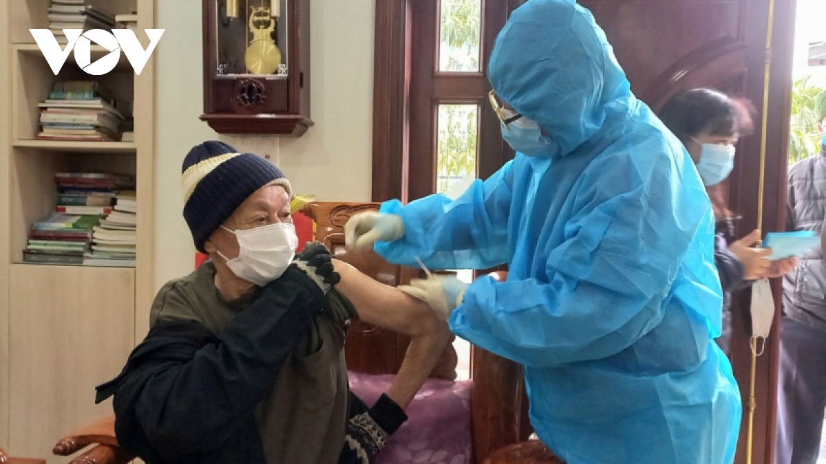 Sớm bao phủ vaccine, Quảng Ninh thích ứng linh hoạt trong tình hình mới