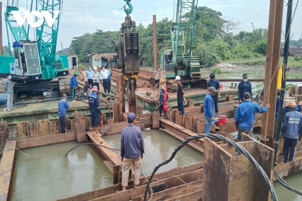 Tiền Giang sẽ xây cống ngăn mặn có quy mô lớn để chống hạn mặn